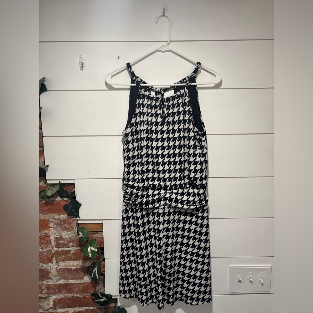 Size 8, Black and White Houndstooth Pattern Dress by En Focus Studio